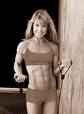Naked Muscle Girls photo 4 of 4