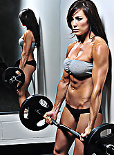 Naked Muscle Girls photo 3 of 4