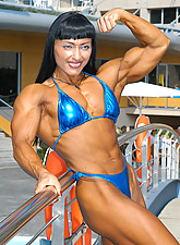 Naked Muscle Girls photo 1 of 4