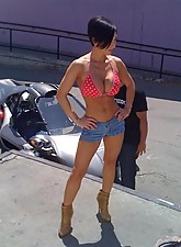 Naked Muscle Girls photo 2 of 4
