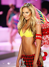 Fashion TV photo 5 of 12