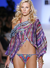 Fashion TV photo 1 of 12
