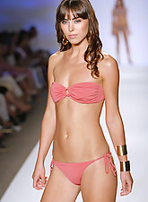 Fashion TV photo 6 of 12