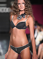 Fashion TV photo 11 of 12