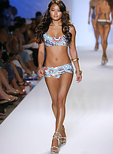 Fashion TV photo 2 of 12
