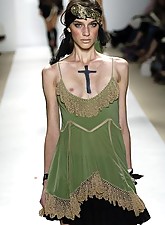 Fashion TV photo 9 of 12