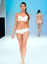 Fashion TV photo 3 of 12