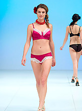 Fashion TV photo 9 of 12