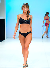 Fashion TV photo 1 of 12