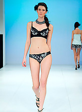 Fashion TV photo 9 of 12