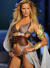 Fashion TV photo 8 of 12