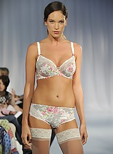 Fashion TV photo 9 of 12