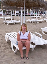 Hairy Mommies photo 4 of 9