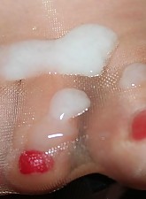 Cum on Pantyhose photo 3 of 5