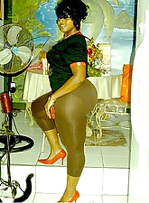 Black Booty photo 4 of 8