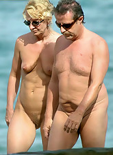 Real Mature Women photo 5 of 5
