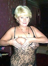 Granny Amateur photo 4 of 5