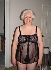 Granny Amateur photo 4 of 5