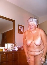 Granny Amateur photo 3 of 5