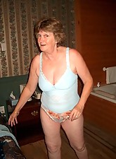 Granny Amateur photo 5 of 5