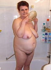 Granny Amateur photo 4 of 5