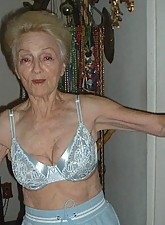 Granny Amateur photo 3 of 5