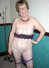 Granny Amateur photo 4 of 5