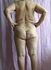 Granny Amateur photo 4 of 5