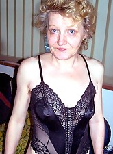 Granny Amateur photo 5 of 5