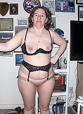 Granny Amateur photo 3 of 5