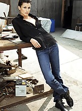 MILF Kiss photo 7 of 15