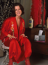 MILF Kiss photo 1 of 15