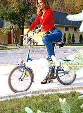 MILF Kiss photo 1 of 15