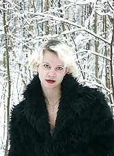 Nude Winter photo 7 of 10