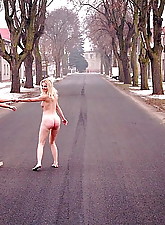 Nude Winter photo 8 of 10