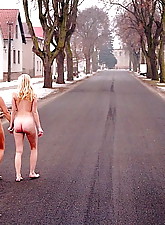 Nude Winter photo 9 of 10