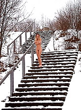 Nude Winter photo 8 of 10