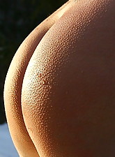 Nude Winter photo 2 of 10