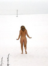 Nude Winter photo 5 of 10