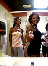 Amateur Black Porn photo 2 of 5