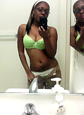 Amateur Black Porn photo 2 of 5