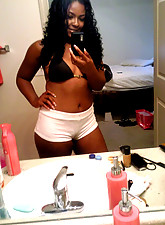Amateur Black Porn photo 4 of 5