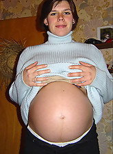 Pregnant Girlfriends photo 11 of 15