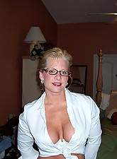 Big Boobs Mature Ladies photo 4 of 5