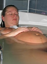 Hot Preggo Porn photo 5 of 5