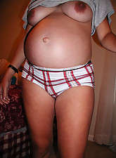 Hot Preggo Porn photo 4 of 5