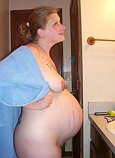 Hot Preggo Porn photo 1 of 5