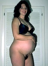 Hot Preggo Porn photo 2 of 5