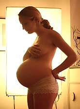 Hot Preggo Porn photo 3 of 5