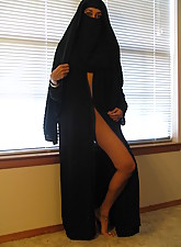 Arabic GF photo 7 of 8